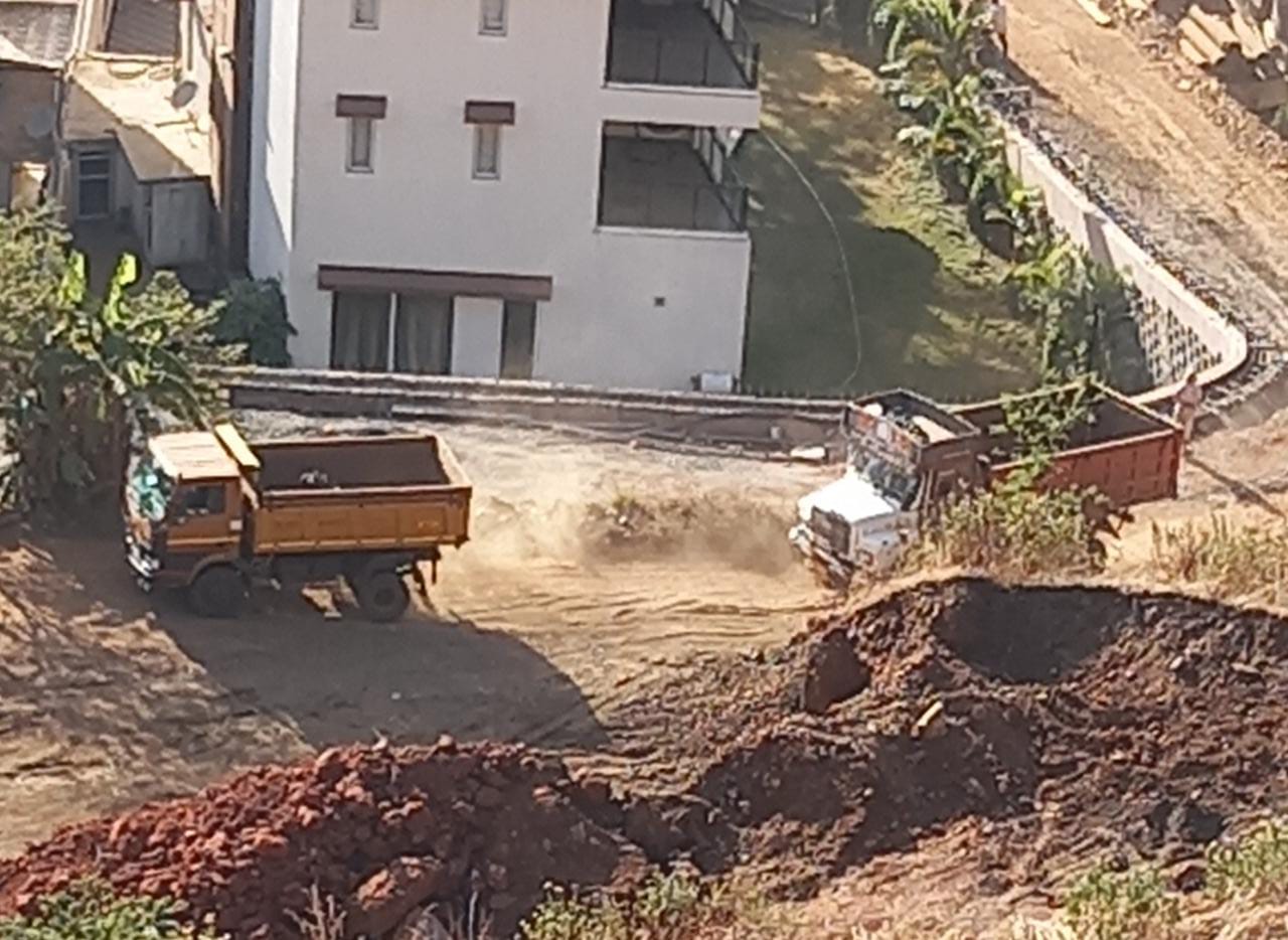 सह्याद्रीच्या पर्यावरणाला घातक ठरतोय पाचगणी महाबळेश्वर चा महसूल विभागातील अधिकारीवर्ग