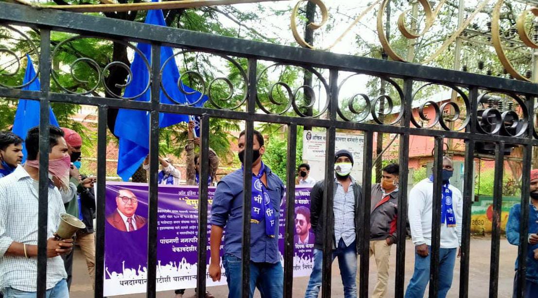 पाचगणीचे पोलीस निरीक्षक सतीश पवार साहेबां मुळे पाचगणीतील गुन्हेगारीला आवक बसली वेळ आल्यास साहेबांच्या समर्थनार्थ रोड वरती उतरू अनमोल कांबळे .