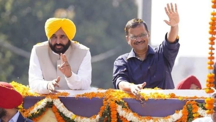 ‘आम आदमी’चा ‘ग्रँड’ शपथविधी सोहळा; १५० एकरांवरील गहू भुईसपाट