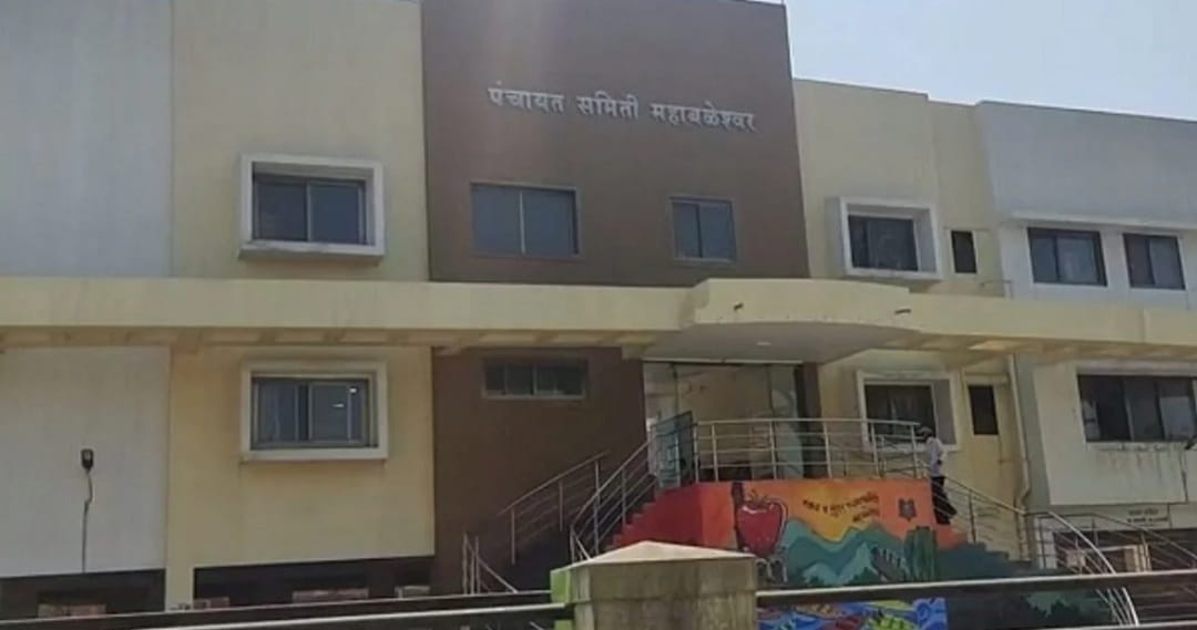 किती दिवस सोसायची ही घोर राजकीय नाकेबंदी…मरेपर्यंत राहायचे का असेच जातीबंदी