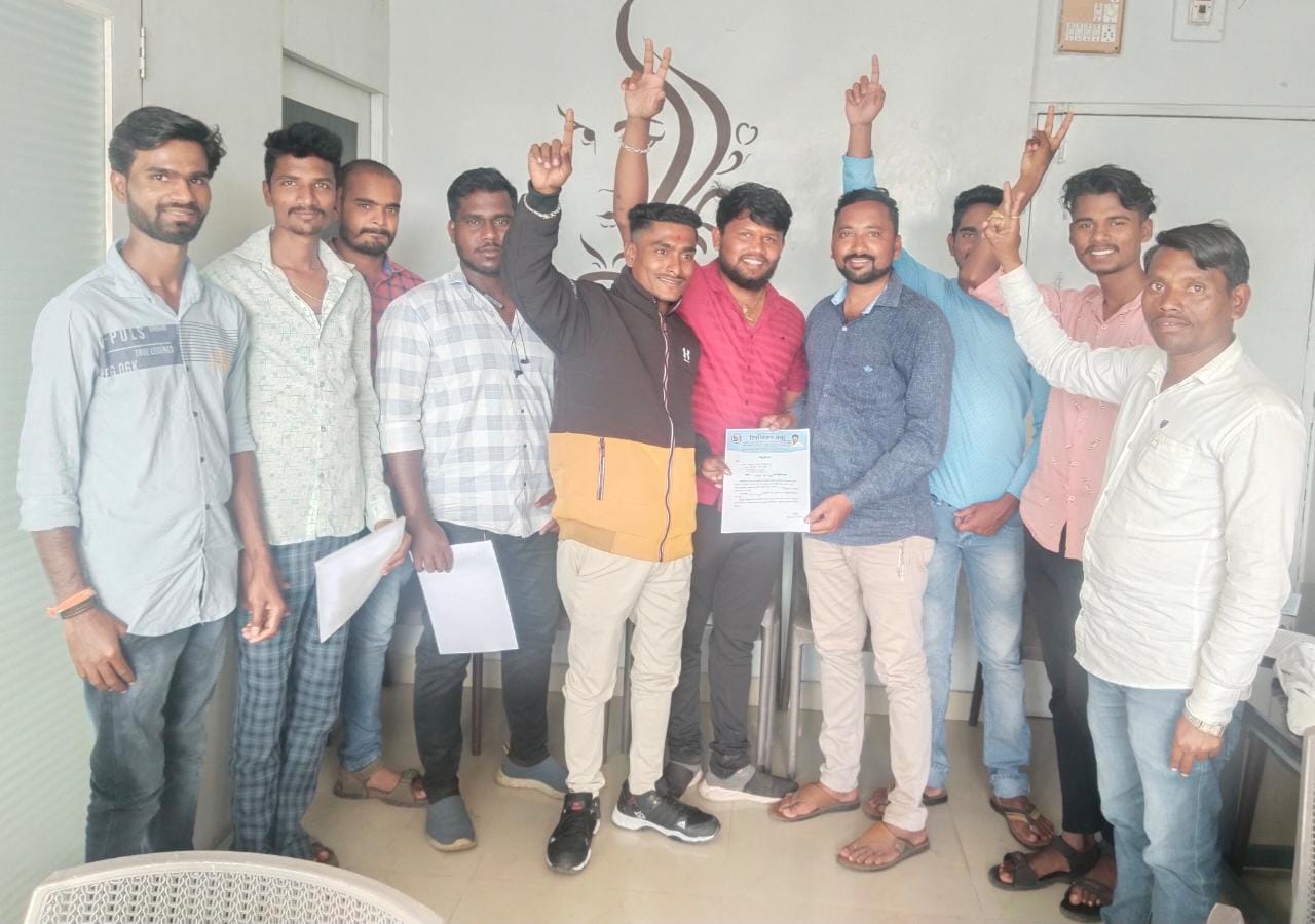 सातारा रिपब्लिकन सेनेचे जिल्हाध्यक्ष विशाल भोसले यांच्या नेतृत्वाखाली सम्यक विद्यार्थी आंदोलनाचे माजी जिल्हाध्यक्ष आकाश भोसले यांचा रिपब्लिकन सेनेमध्ये जाहीर प्रवेश. तर वाई तालुका अध्यक्षपदी मयूर गायकवाड यांची निवड