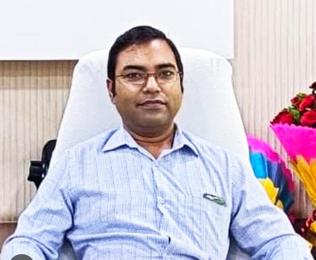 सातारा जिल्ह्यातील मनमानी कारभाराला विरोध करत शासन निर्णय अमलात आणणारे सातारा जिल्ह्याचे धाडसी जिल्हाधिकारी रुचेश जयवंशी यांची सातारा जिल्ह्यातून तडकाफडकी बदली बदलीमुळे सातारकर तीव्र नाराज,….