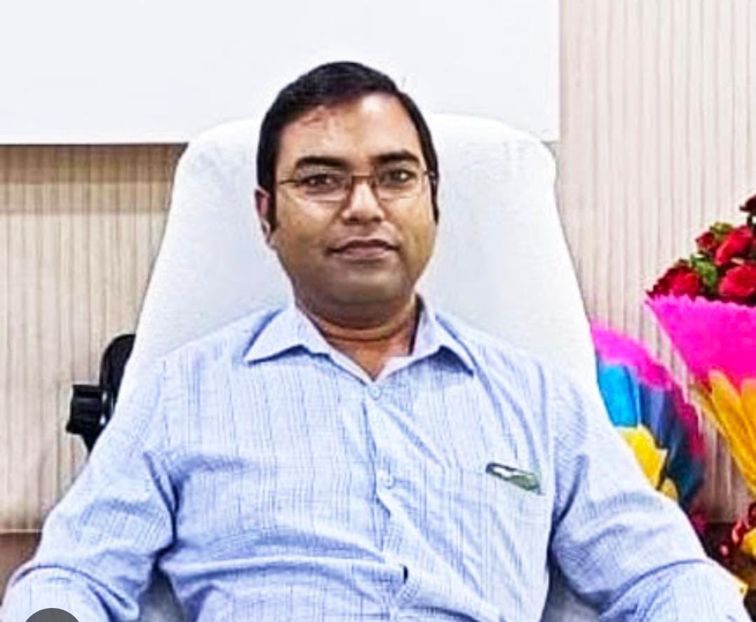 सातारा जिल्ह्यातील मनमानी कारभाराला विरोध करत शासन निर्णय अमलात आणणारे सातारा जिल्ह्याचे धाडसी जिल्हाधिकारी रुचेश जयवंशी यांची सातारा जिल्ह्यातून तडकाफडकी बदली बदलीमुळे सातारकर तीव्र नाराज,….