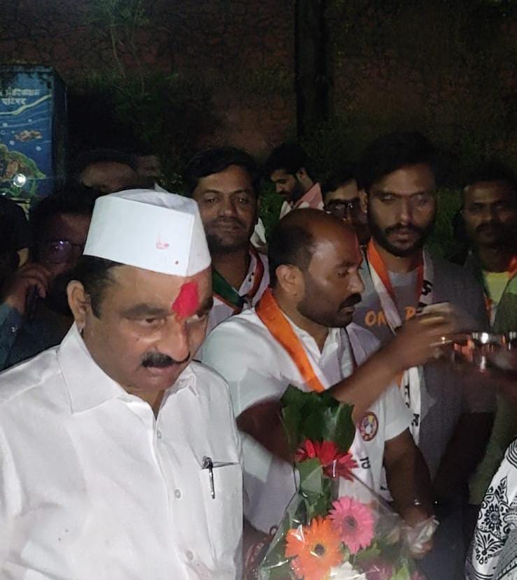 पांचगणी मध्ये प्रकाश गोळे यांच्या पुढाकाराने पांचगणी शहरात घड्याळाचा झंजावात मकरंद आबा पाटलांच मतदानाच पार्ड जड होण्याचे चित्र..!