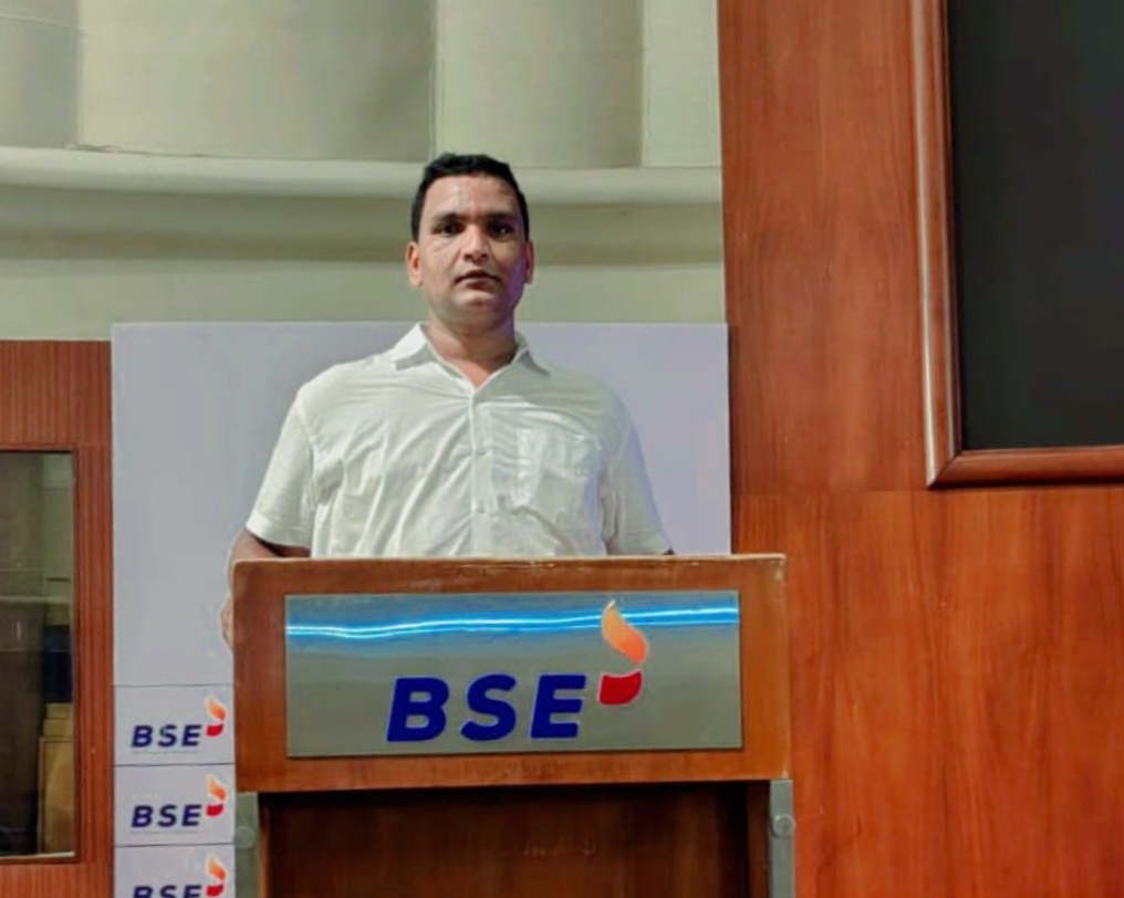 युवा उद्योजकांनी आर्थिक निर्देशांकाचा, अभ्यास केला पाहिजे अनमोल कांबळे मुंबईतील कार्यक्रमात व्यक्त केली भावना…!