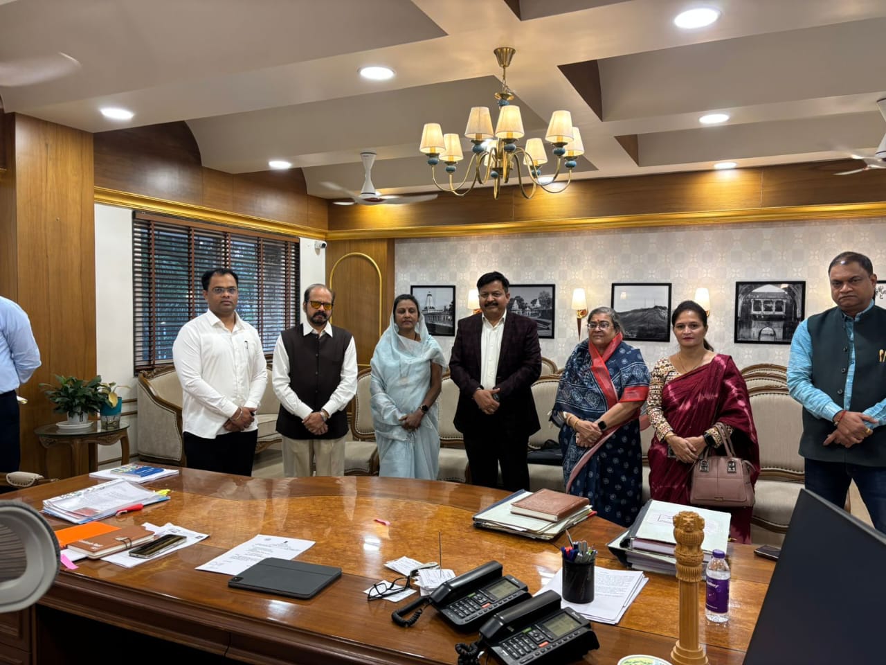 गोवा आग दुर्घटनेच्या पार्श्वभूमीवर आपत्ती व्यवस्थापन कायदा २००५ ची तातडीने अंमलबजावणी करा काँग्रेस पदाधिकाऱ्यांनी घेतली जिल्हाधिकारी संतोष पाटील यांची भेट..!